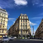 Center Paris - Trocadero Eiffel Tower